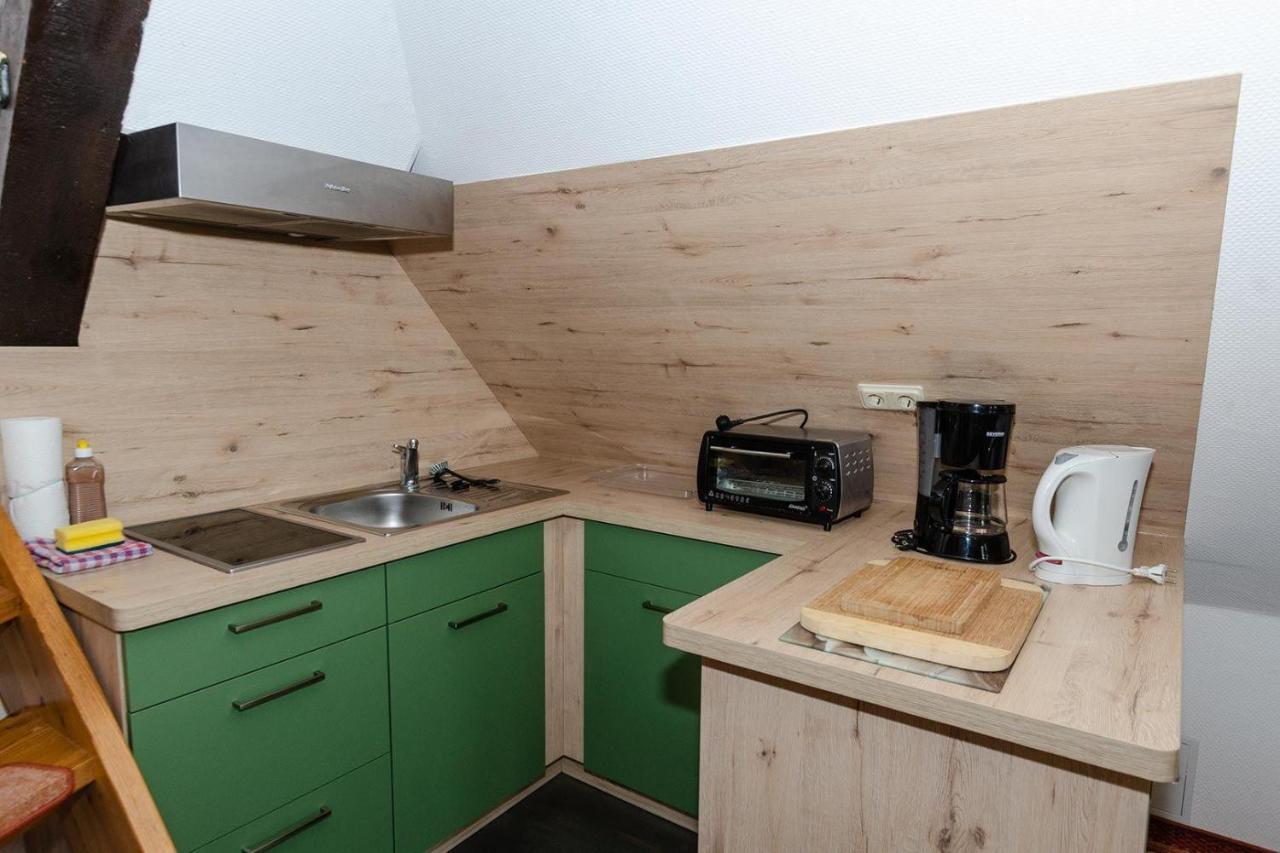 3-R-Ferienwohnung-Fuer-4-Personen-In-Schaprode-Auf-Ruegen-Zi3 Esterno foto
